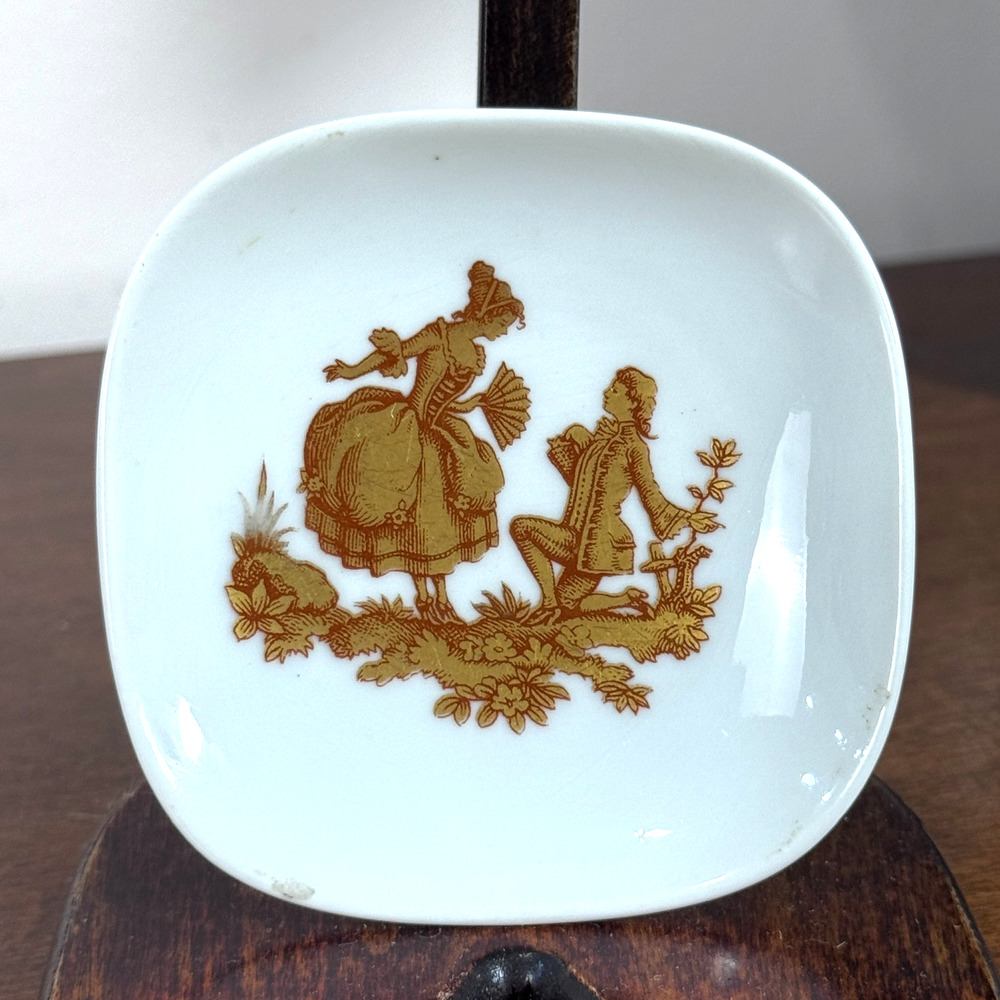 Vintage Limoges Porcelain Trinket Dish Fragonard Courting Couple France 3"